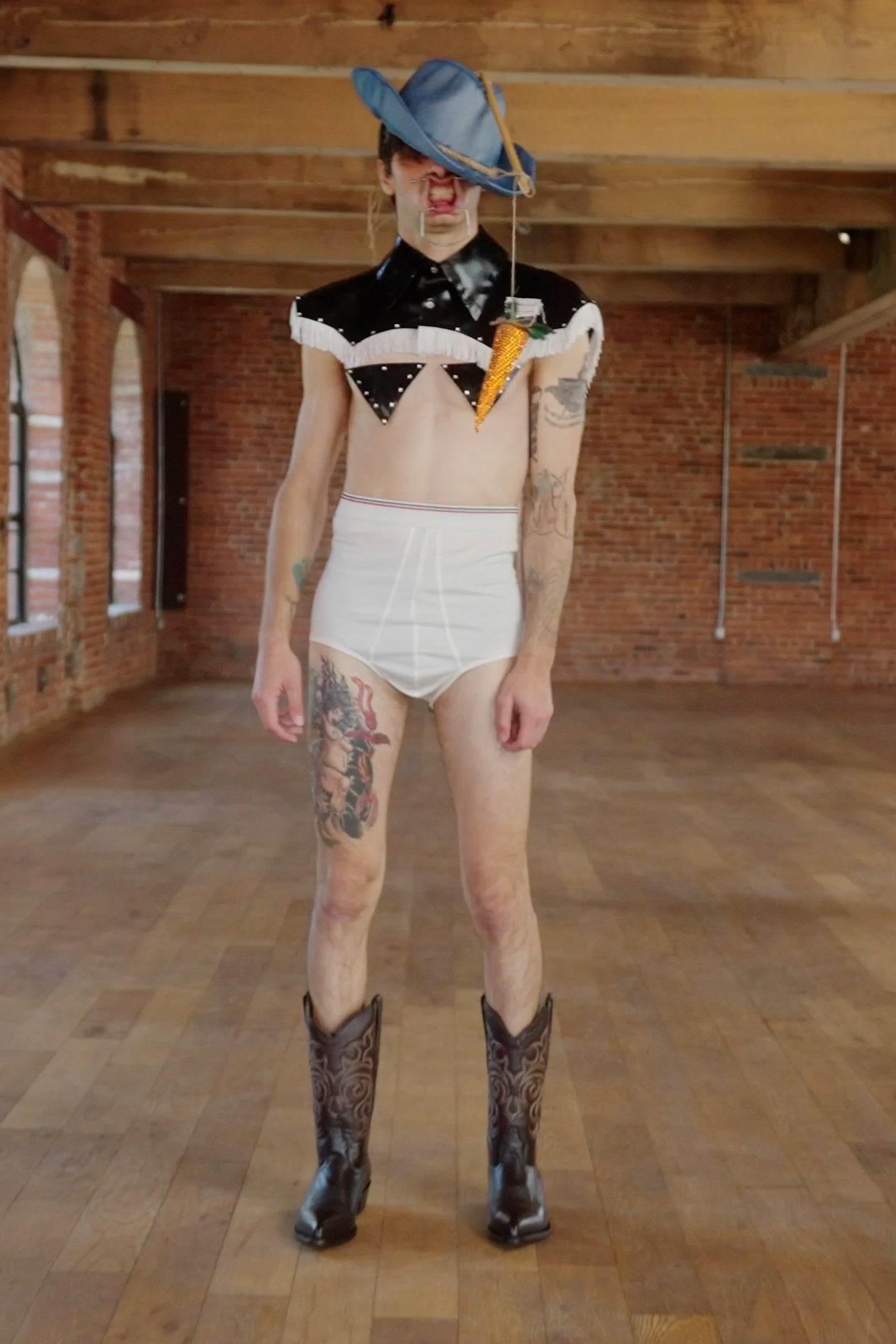 LOOK 4 SS25 COUTURE
