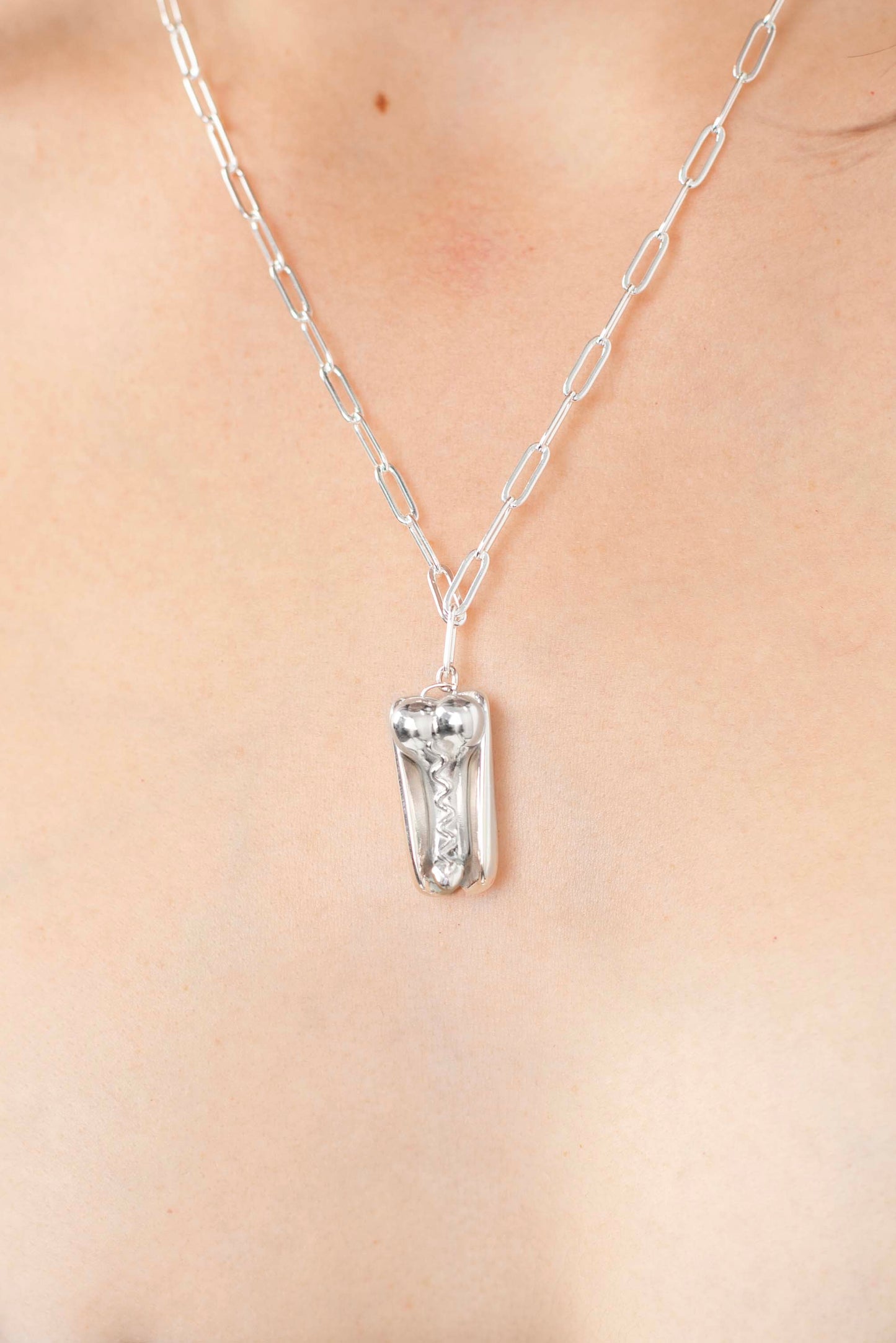 PENIS HOT DOG NECKLACE
