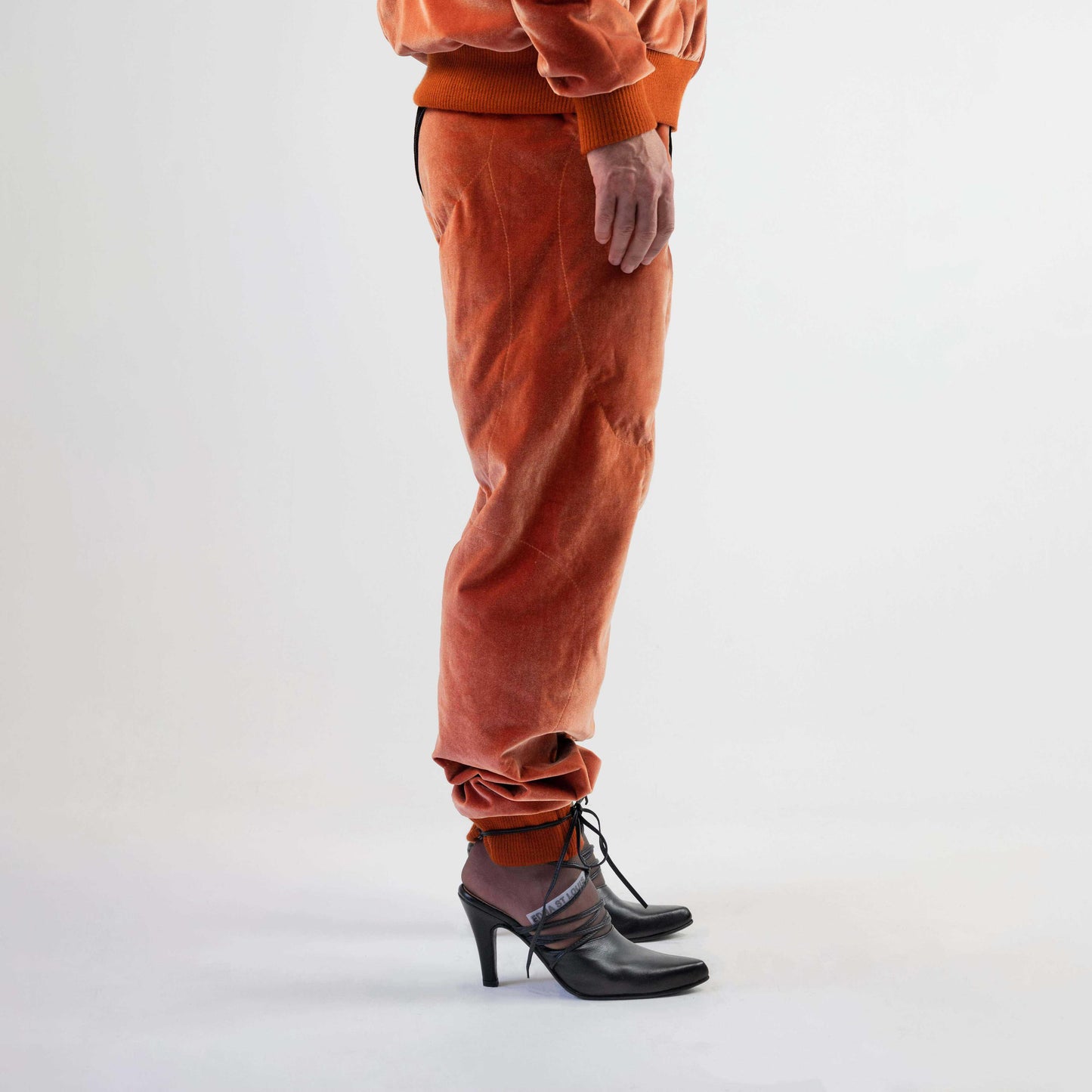 LIFT TRACK PANT