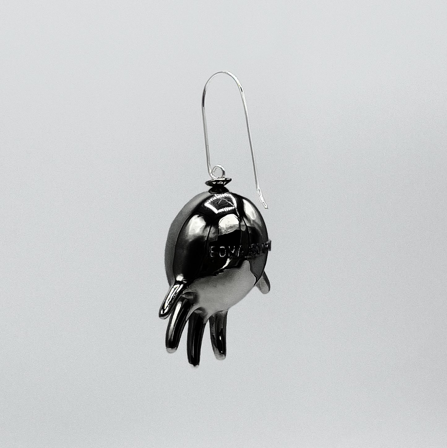 GLOVE BALLOON SINGLE EARRING