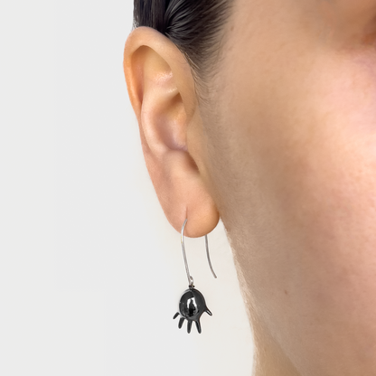 GLOVE BALLOON MINI EARRINGS