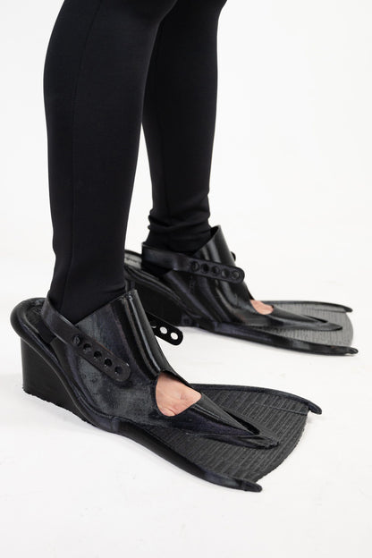 SCUBA HEELS